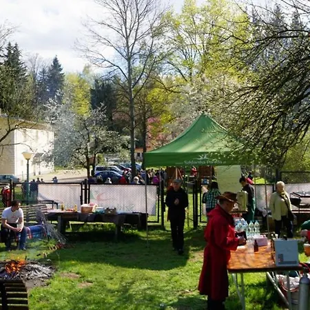 Gosciniec Jas -sniadania I Obiadokolacje Szwedzki Stol W Cenie Bezplatny Parking Semesteranläggning (resort)