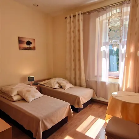 Semesteranläggning (resort) Gosciniec Jas -sniadania I Obiadokolacje Szwedzki Stol W Cenie Bezplatny Parking *