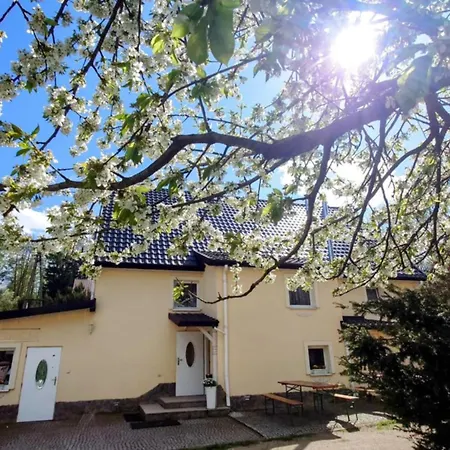 Gosciniec Jas -sniadania I Obiadokolacje Szwedzki Stol W Cenie Bezplatny Parking Semesteranläggning (resort) Szklarska Poręba