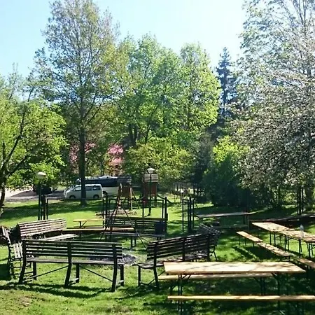 Курортный комплекс Gosciniec Jas -sniadania I Obiadokolacje Szwedzki Stol W Cenie Bezplatny Parking Шклярска-Поремба