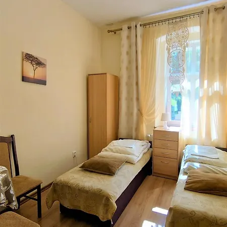 Resort Gosciniec Jas -sniadania I Obiadokolacje Szwedzki Stol W Cenie Bezplatny Parking