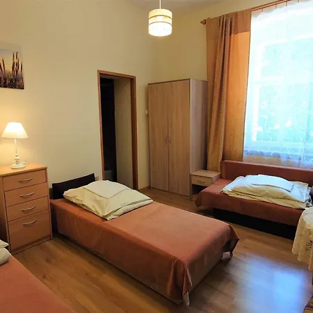 Курортный комплекс Gosciniec Jas -sniadania I Obiadokolacje Szwedzki Stol W Cenie Bezplatny Parking Шклярска-Поремба