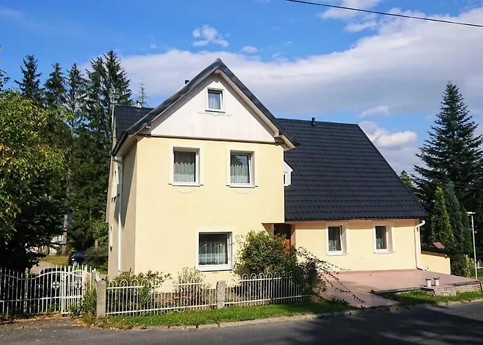 Gosciniec Jas -sniadania I Obiadokolacje Szwedzki Stol W Cenie Bezplatny Parking Szklarska Poreba