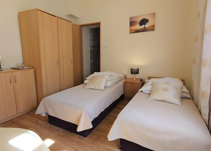 Resort Gosciniec Jas -sniadania I Obiadokolacje Szwedzki Stol W Cenie Bezplatny Parking Szklarska Poreba